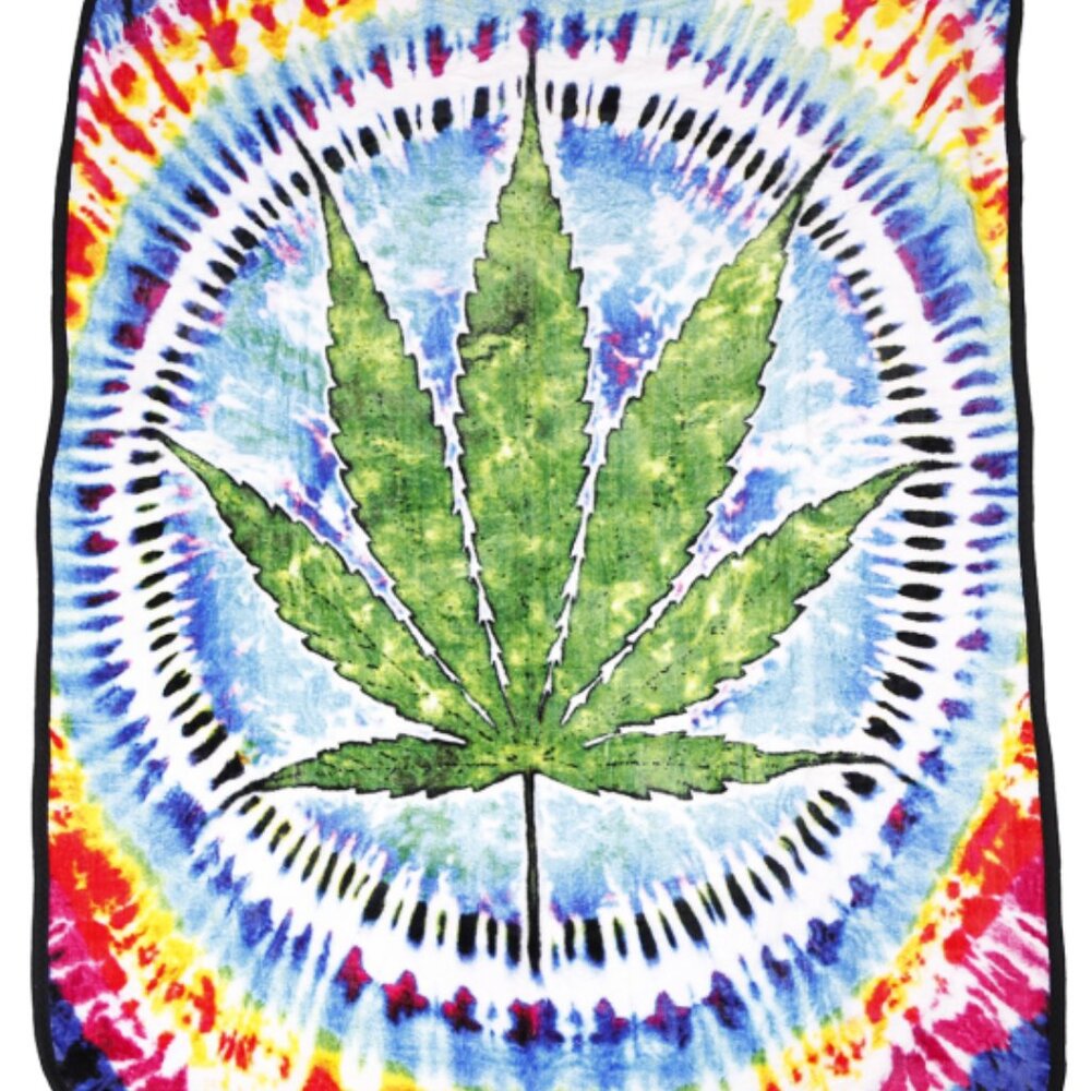 Tie-Dye Leaf Blanket ~ 50" x 60" ~ Super Soft ~ Brand New!
